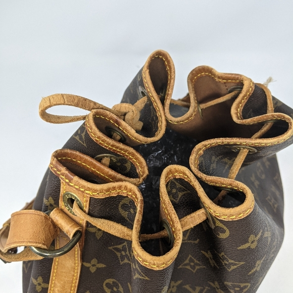 Louis Vuitton Monogram Noe Shoulder Bag - Picture 13 of 14